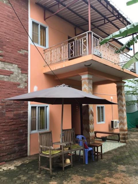 Soutchai Hostel And Tour Company ปากเซ ภายนอก รูปภาพ